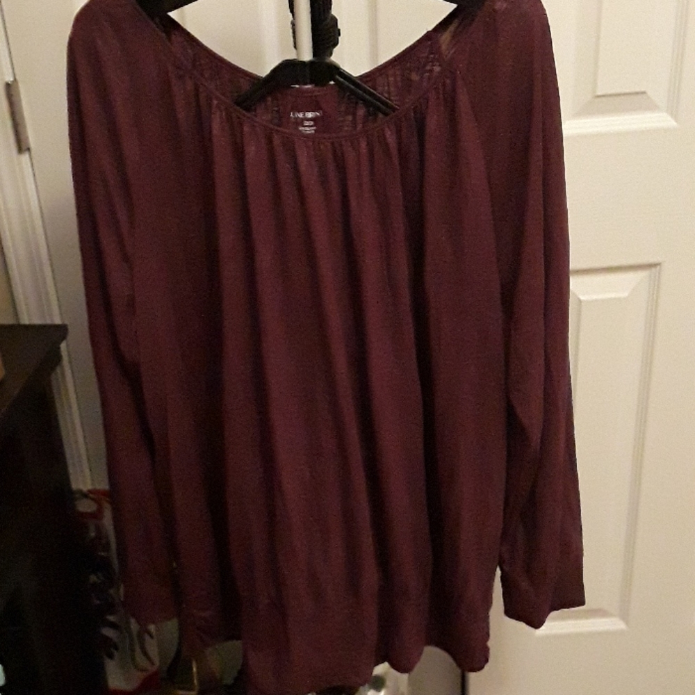 Lane Bryant 3x Burgandy tiny gold Shimmery Top
